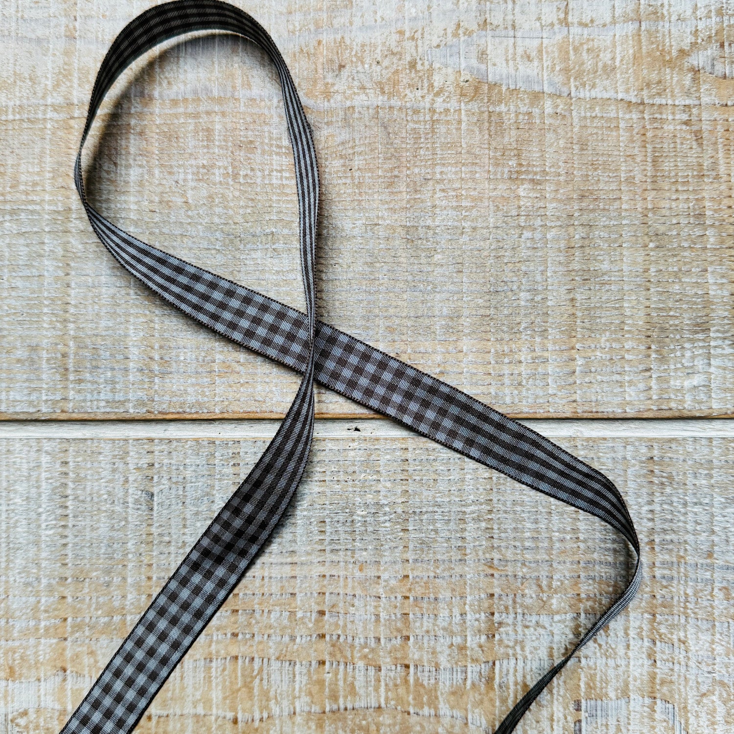 Untied Ribbons United Ribbons-Check Taffeta 3800-15 mm – Brooklyn General Store