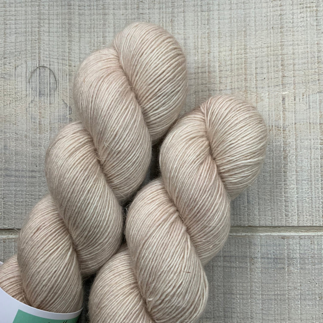 Cosy Posy Yarn Co. Feather – Brooklyn General Store