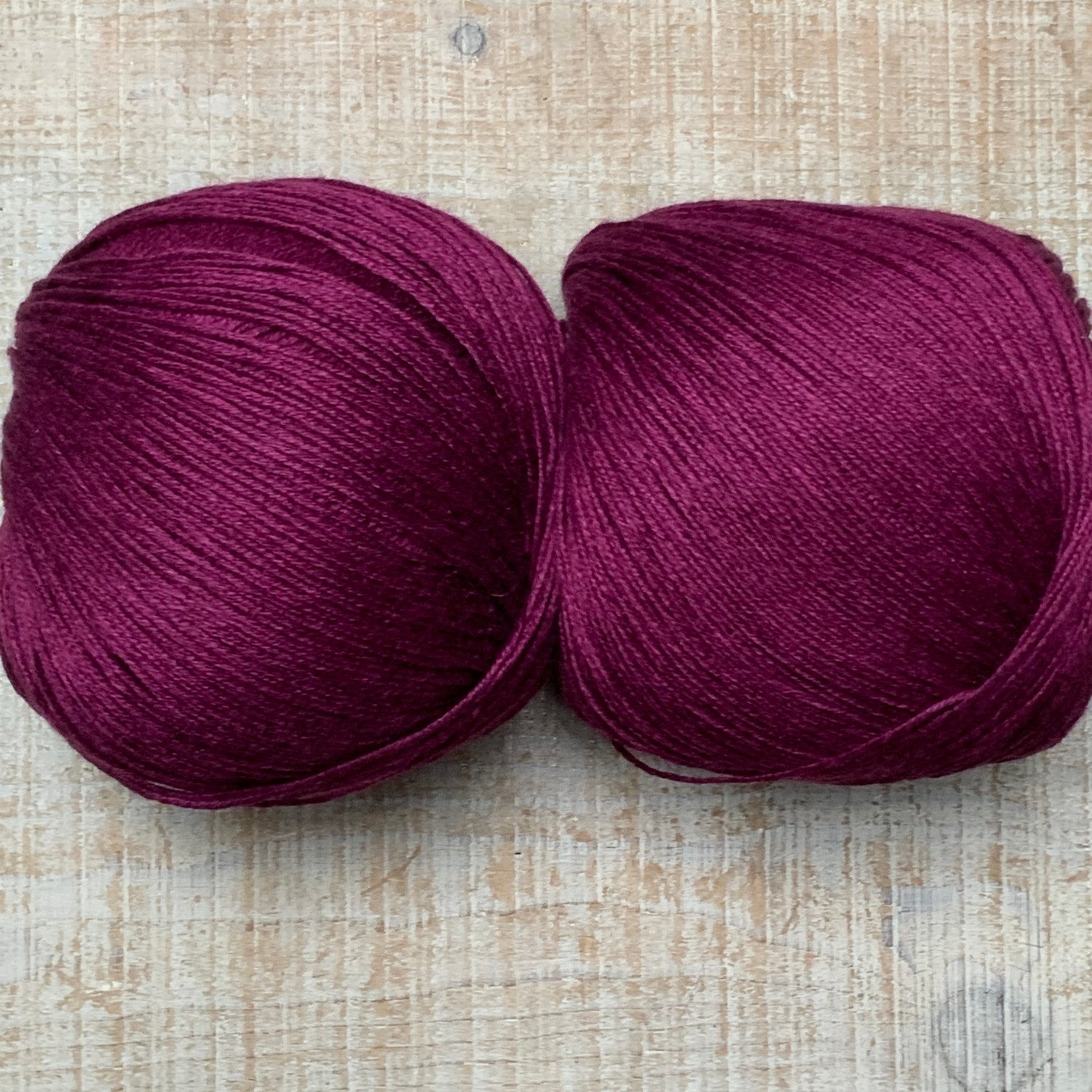 Antigone - pure linen knitting yarn
