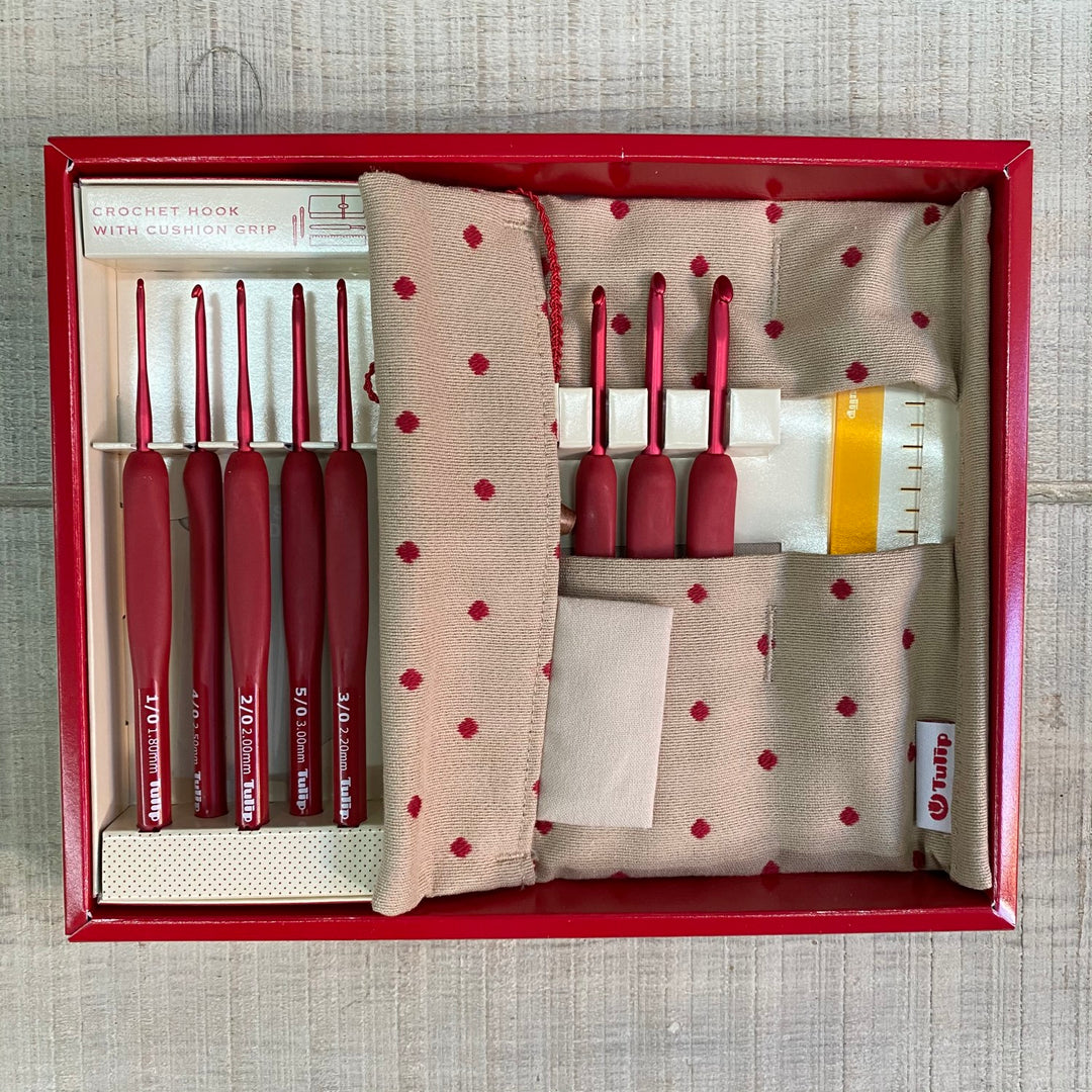 Tulip ETIMO Red Crochet Hook Set – Brooklyn General Store