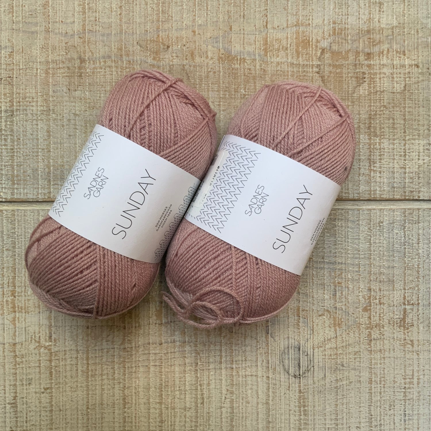 Sunday (merino wool) yarn by Sandnes Garn
